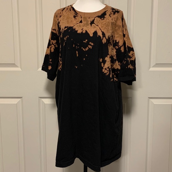 Tops - Custom Tie Dye oversized shirt! 😍 Brand New